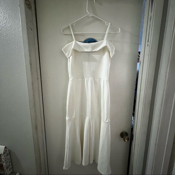 Club London White Fit & Flare Dress - Picture 4 of 6